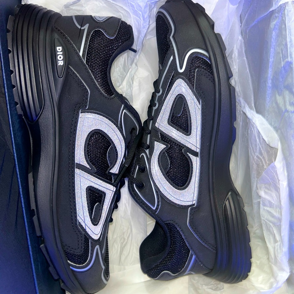Dior M-B30 microfiber